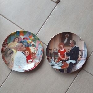 *Annie* Collector Plate Set